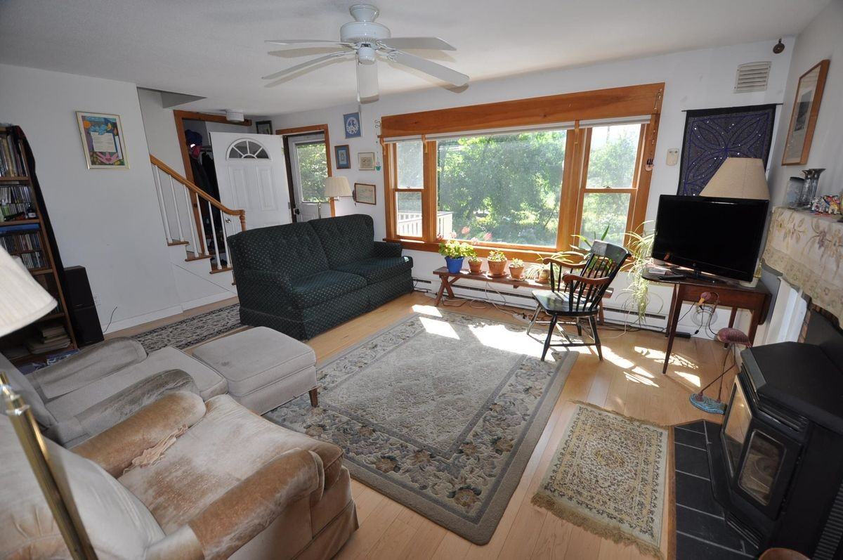 293 Barnumville Rd - Photo 5 of 29