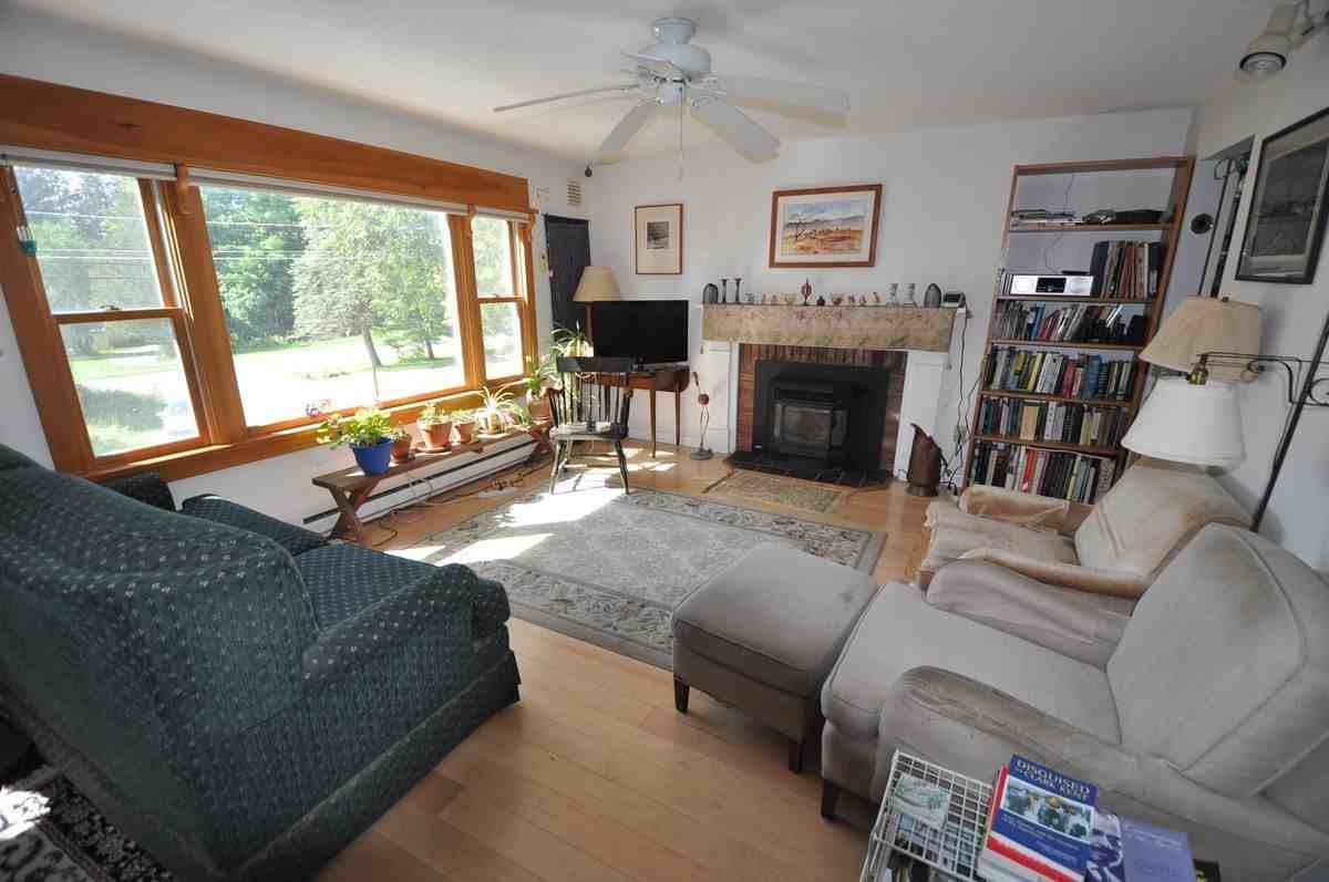 293 Barnumville Rd - Photo 6 of 29