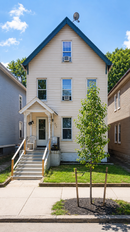 280 W Ivy St