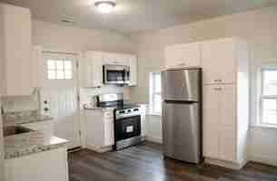 featured image of 22 Brewster St