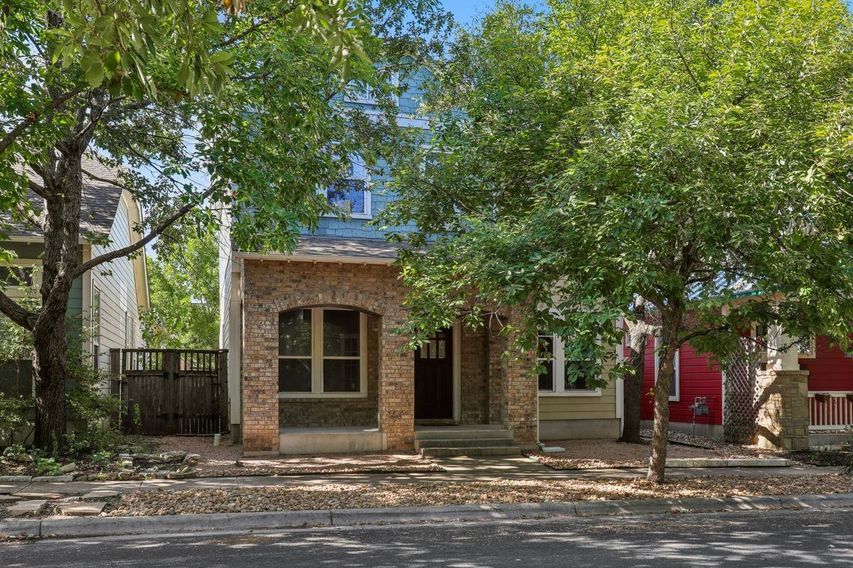 1917 Mccloskey St - Photo 2 of 29