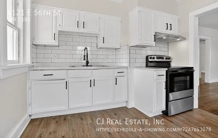 4121 E 56th St - Photo 4 of 10