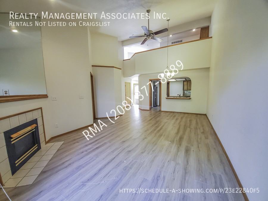 588 S Curtis Rd - Photo 6 of 18