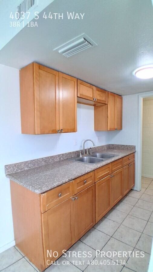 4037 S 44th Way - Photo 7 of 23