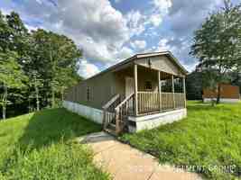 featured image of 101 Stoney Creek Dr #15
