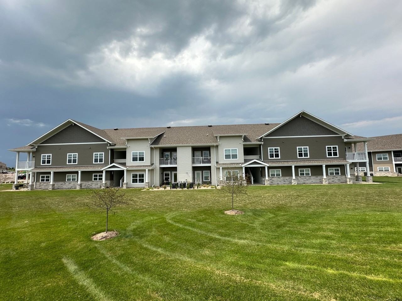 Carden Springs Apartments and Townhomes - Photo 4 of 50
