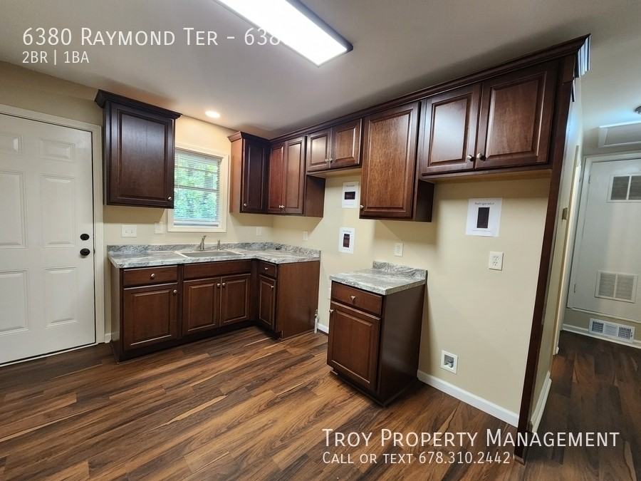 6380 Raymond Ter #6380 - Photo 4 of 11