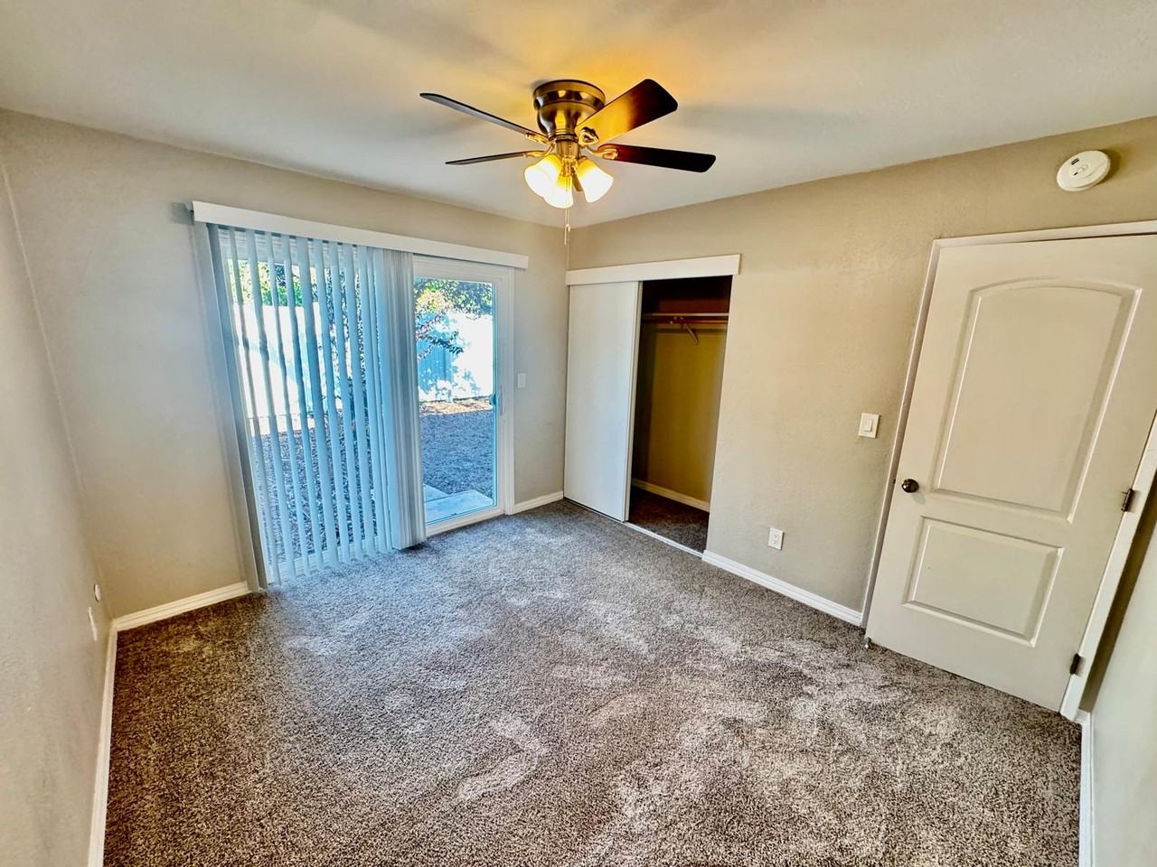 15471 Marty Dr - Photo 4 of 11