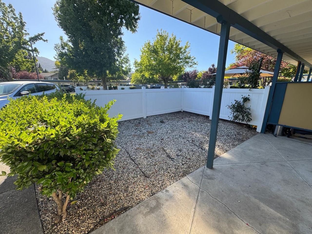 15471 Marty Dr - Photo 5 of 11