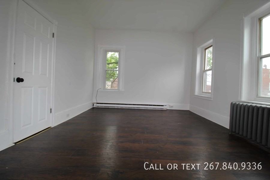 2119 W 3rd St #2 - Photo 5 of 38