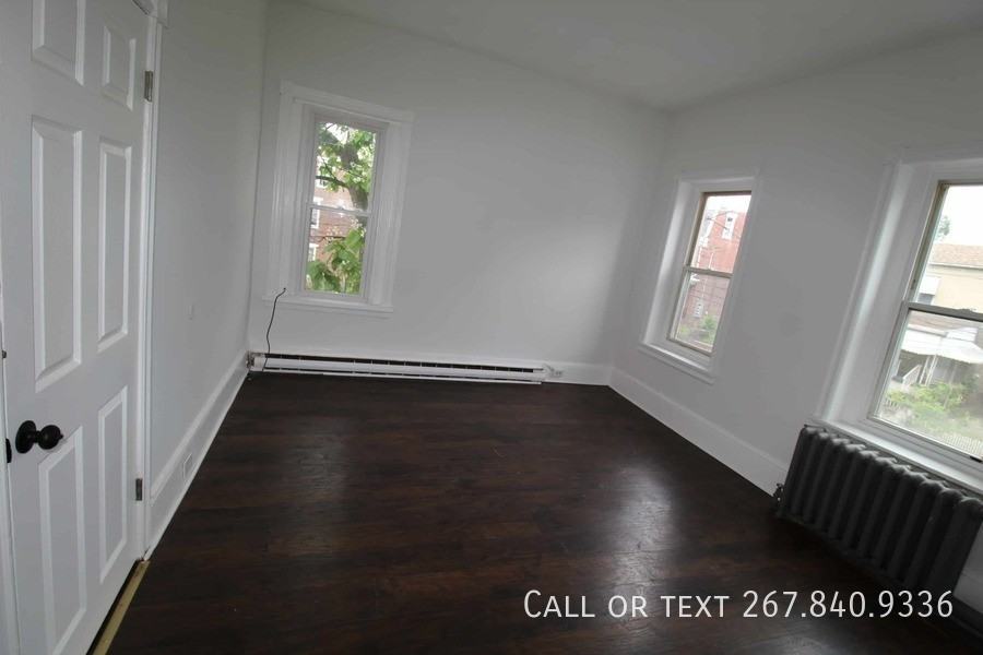 2119 W 3rd St #2 - Photo 6 of 38