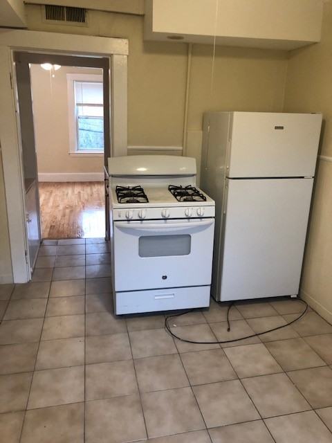 17 Bay St #2L - Photo 3 of 8
