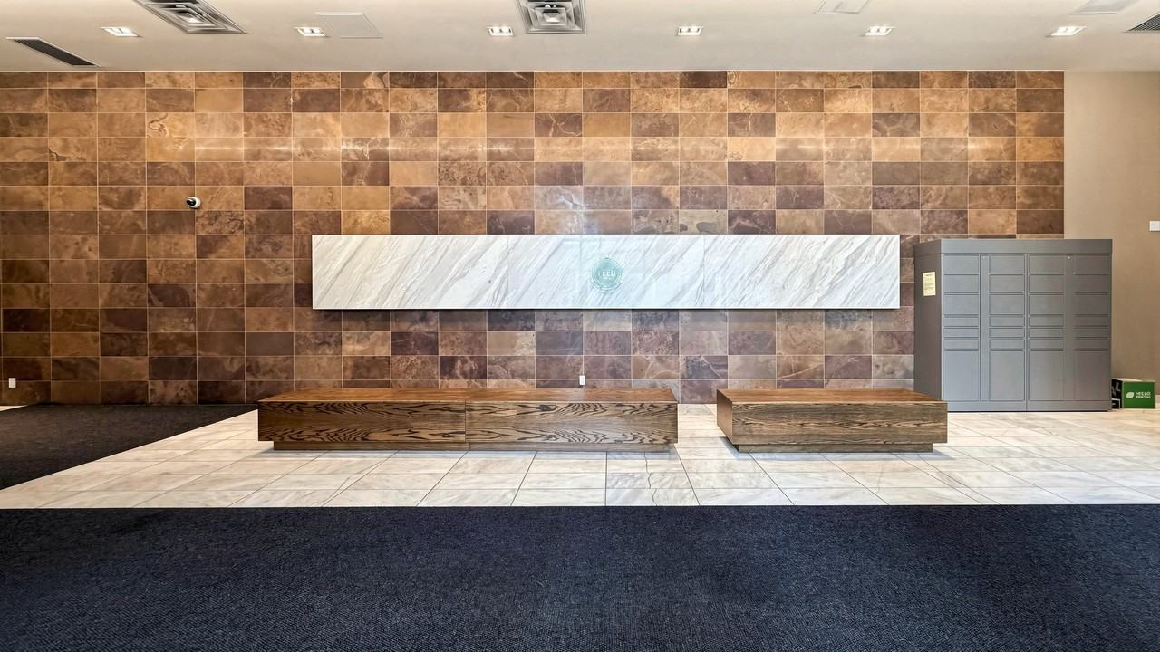 20 Joe Shuster Way #715 - Photo 4 of 26