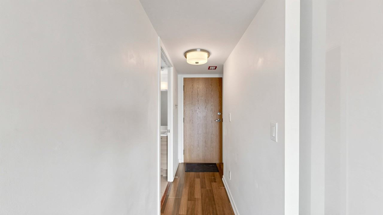 20 Joe Shuster Way #715 - Photo 6 of 26