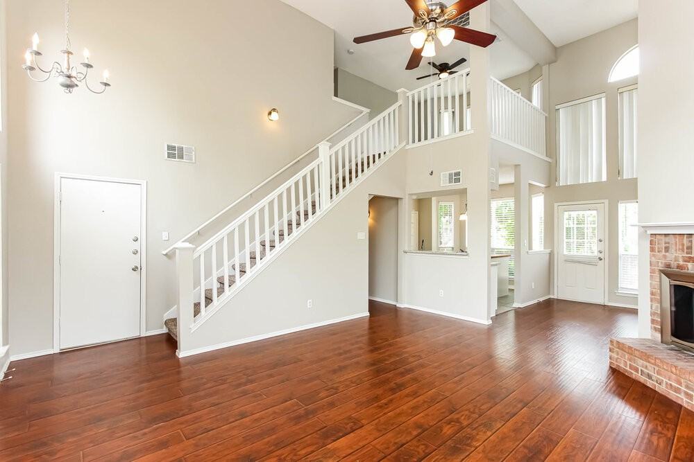 3703 Sycamore Ln - Photo 6 of 17