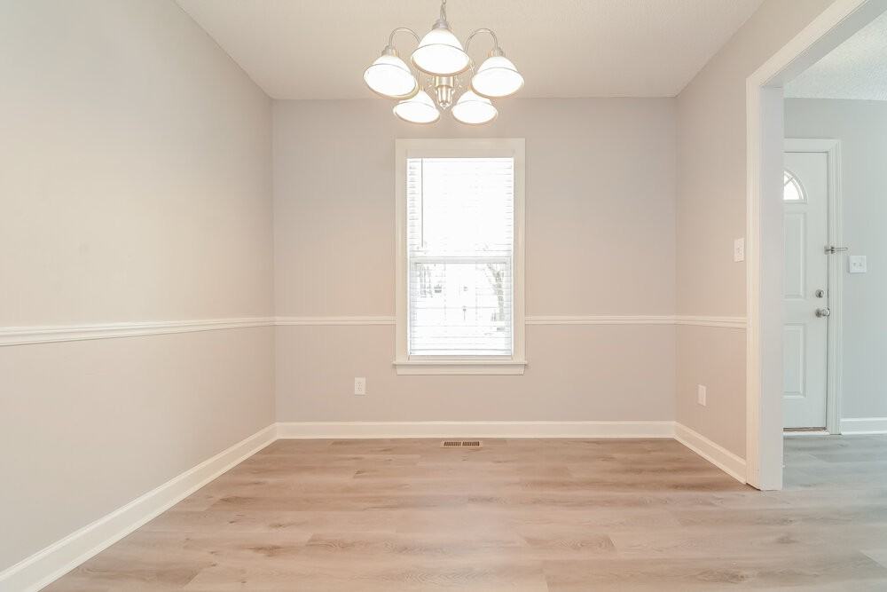 805 Wallridge Dr - Photo 5 of 17