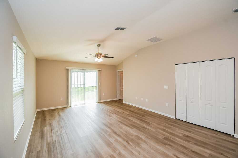 8334 Cape Fox Dr - Photo 4 of 16