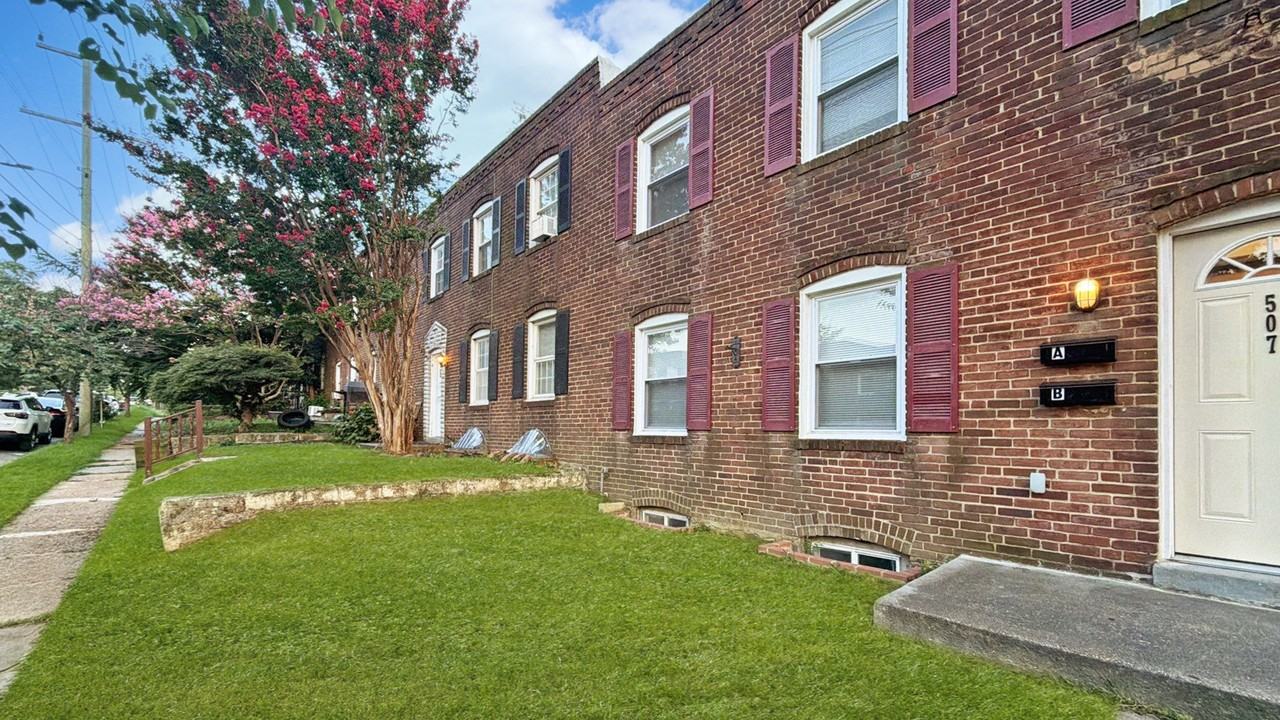 507 Arsan Ave #A - Photo 2 of 17