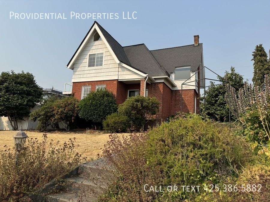 424 8th Ave W - Photo 2 of 20