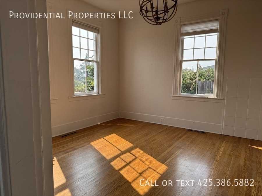 424 8th Ave W - Photo 6 of 20