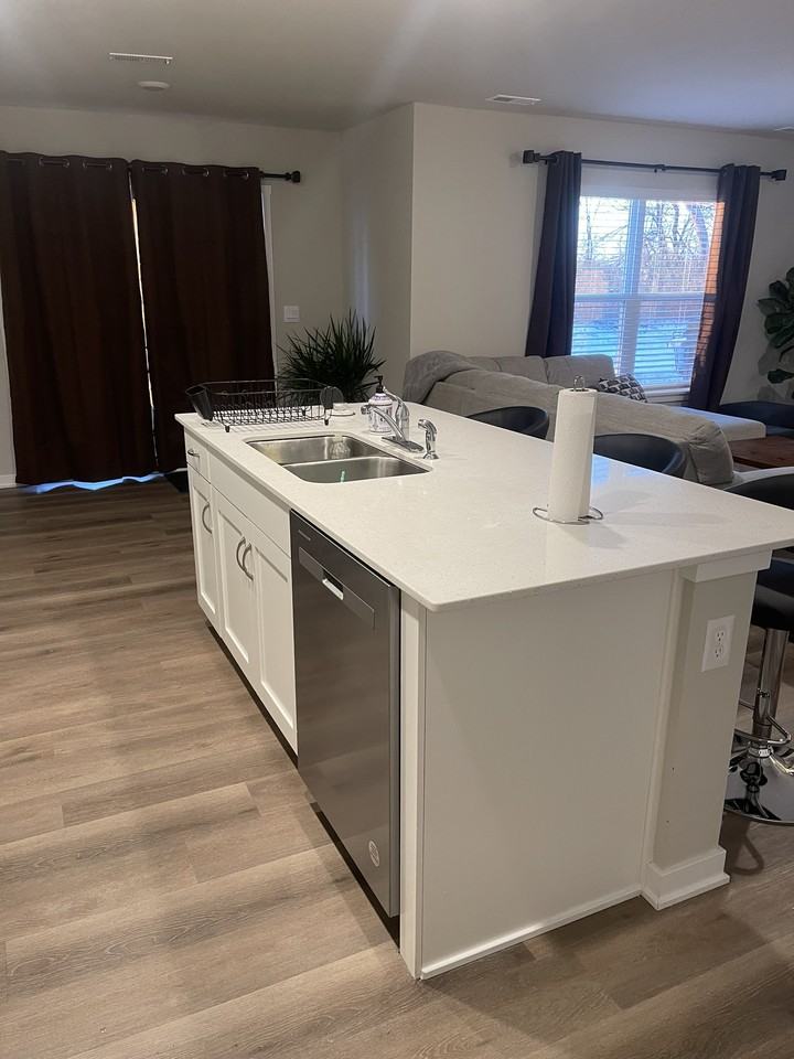 4521 Se Ember Ln #1 - Photo 6 of 17