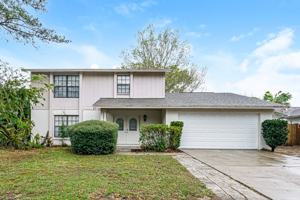 featured image of 15715 Country Lake Dr