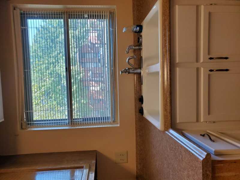 2322 Colony Dr Sw - Photo 6 of 35