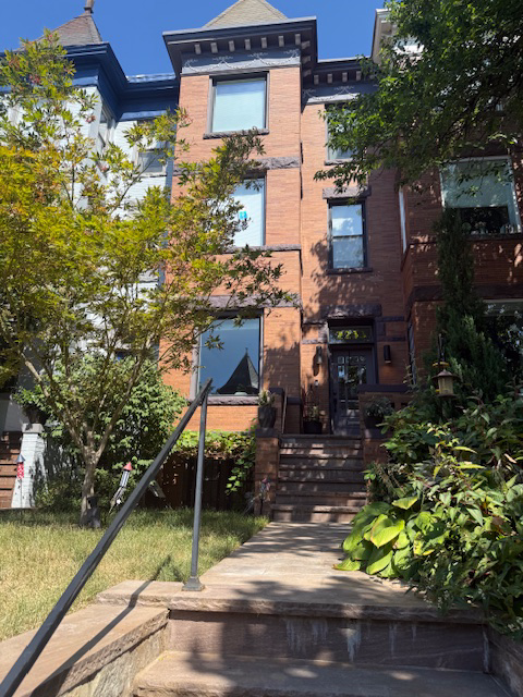 2233 1st St Nw - Photo 2 of 20