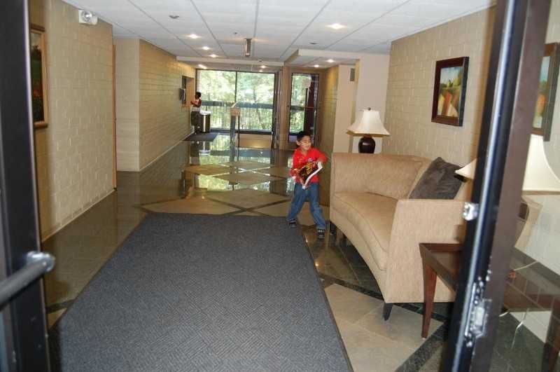 1840 Huntington Blvd #511 - Photo 6 of 12