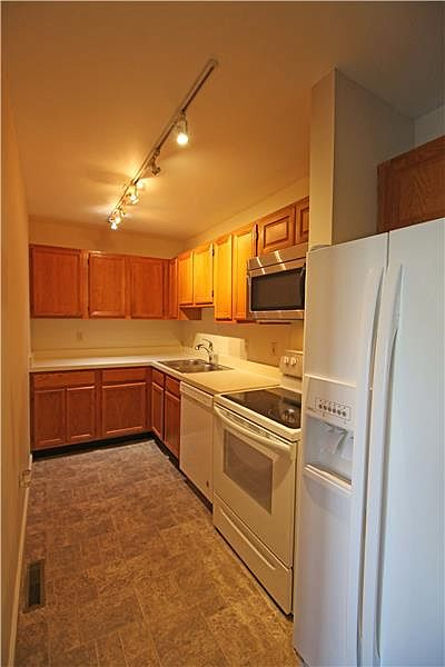 4225 Roth Ln #106 - Photo 7 of 25