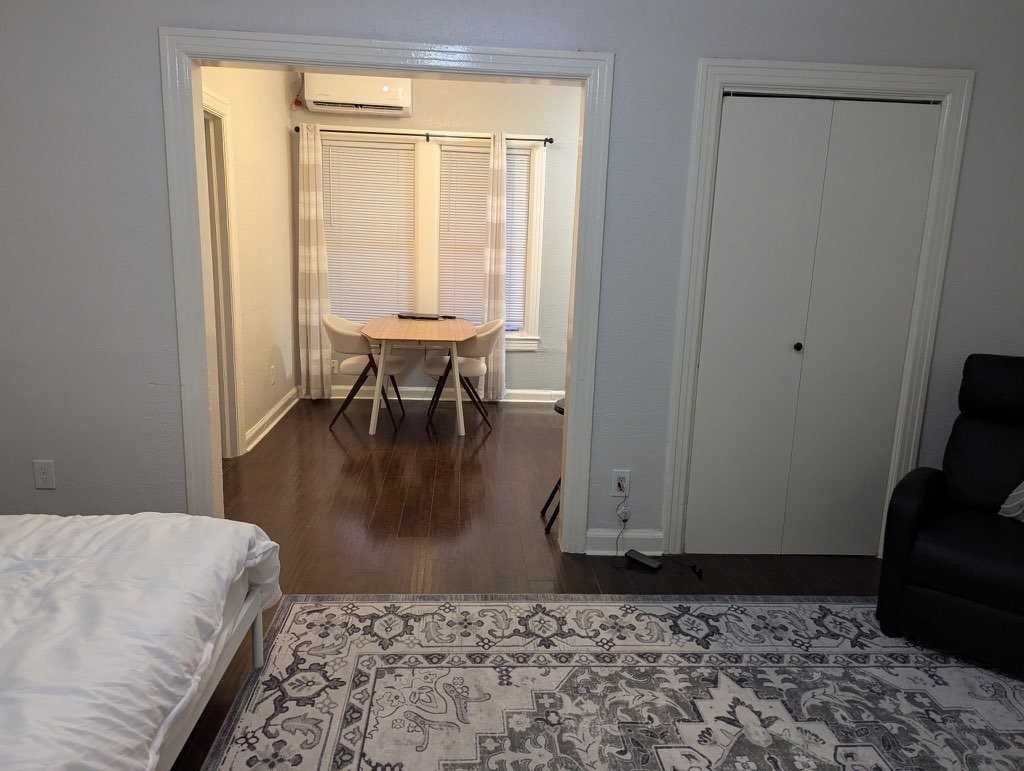 209 E Rosewood Ave #2 - Photo 5 of 13