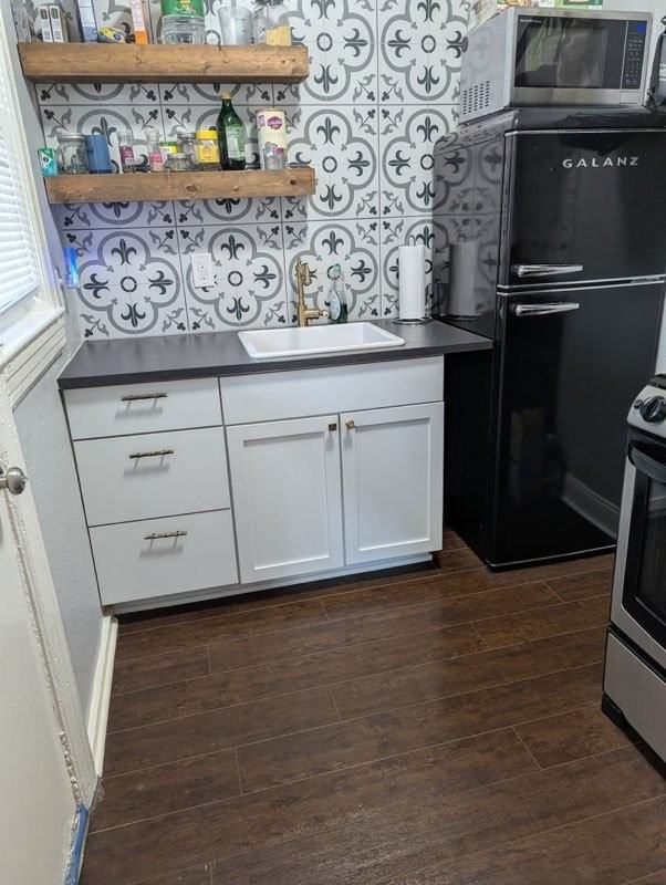 209 E Rosewood Ave #2 - Photo 7 of 13