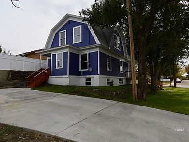220 W Allard St - Photo 2 of 18
