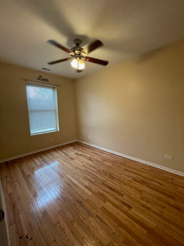 853 E 64th St - Photo 5 of 12