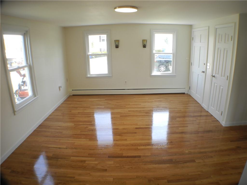 5 Hospital Rd - Photo 5 of 8