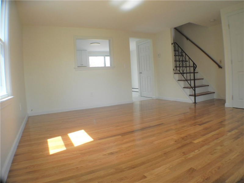 5 Hospital Rd - Photo 6 of 8