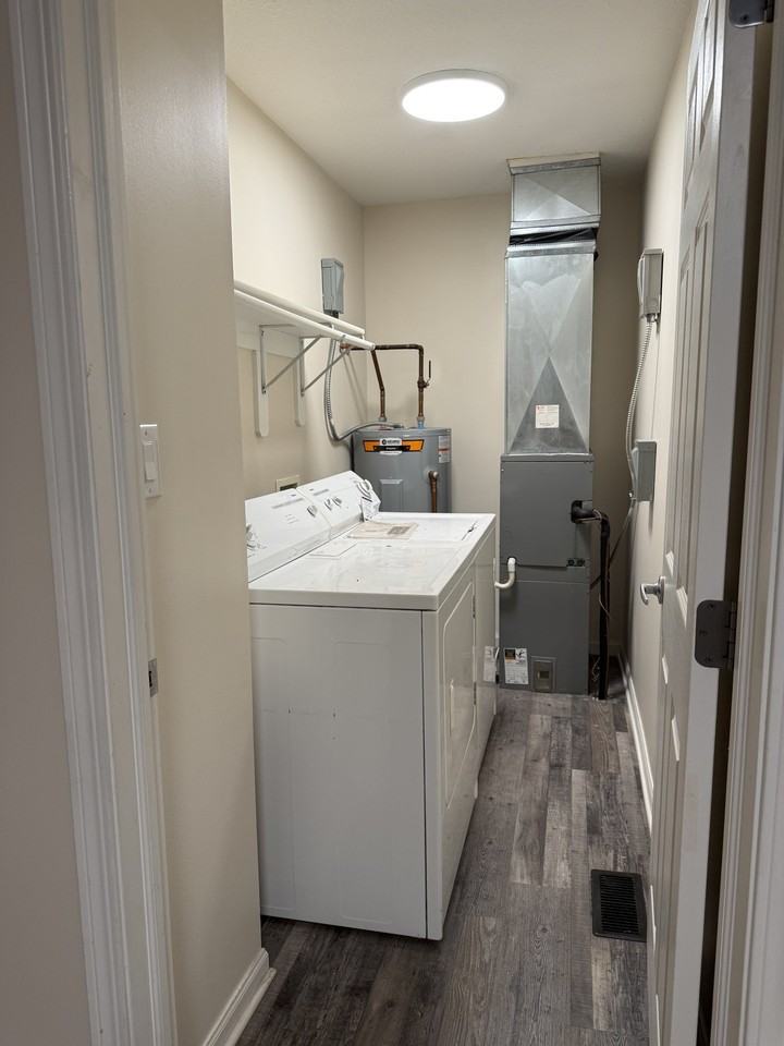 505 S Urbana Ave #B - Photo 5 of 11