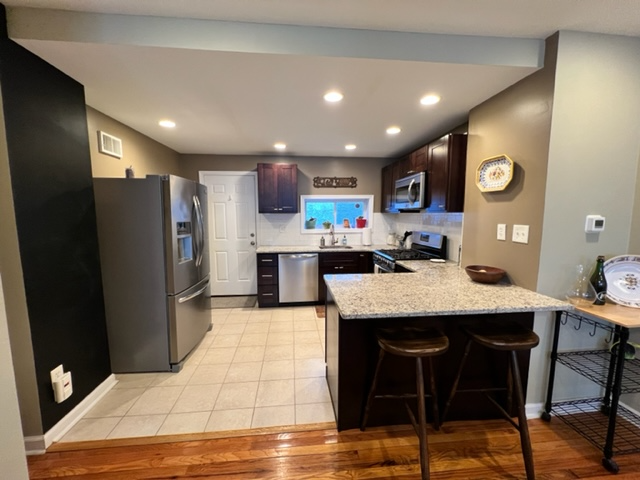 1807 S 4th St - Photo 3 of 16