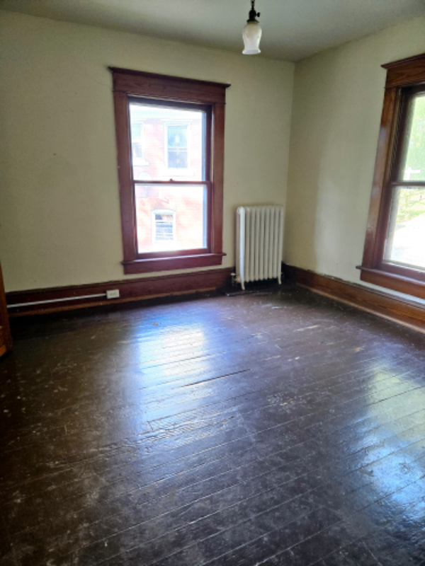 382 Pine St #2 - Photo 7 of 10