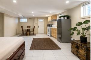 featured image of 4501 Foster Ave #B