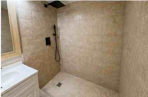 4501 Foster Ave #B - Photo 4 of 8