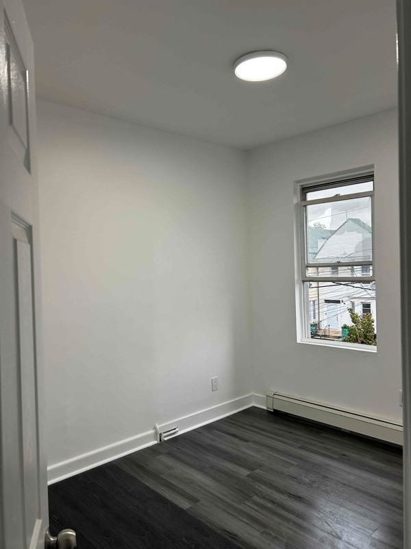 181 Neptune Ave #3 - Photo 3 of 11