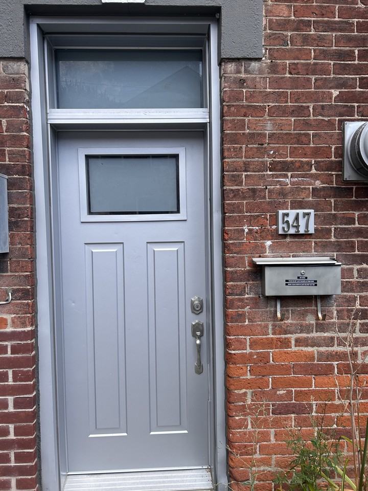 547 Bagot St - Photo 2 of 18