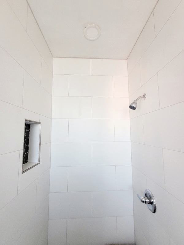 1611 Hampton Blvd #B9 - Photo 3 of 9