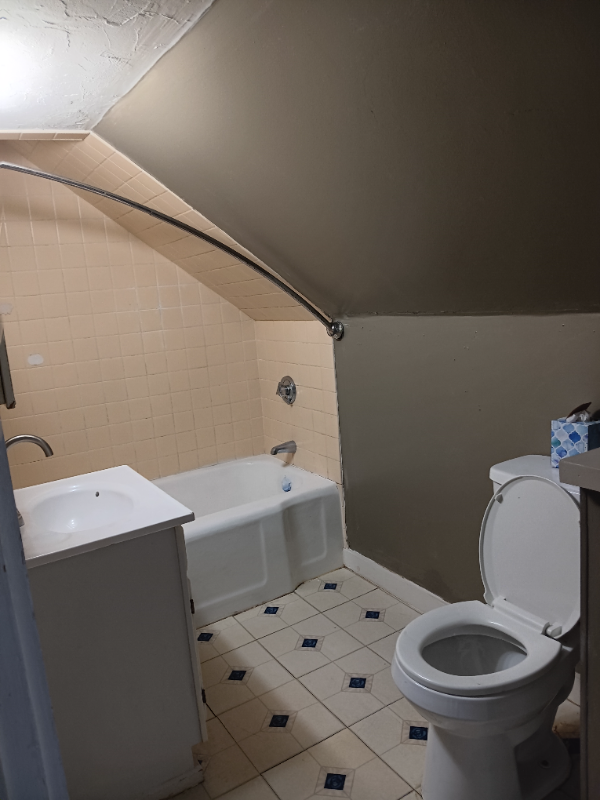 37 Sumner Ave #2 - Photo 4 of 15