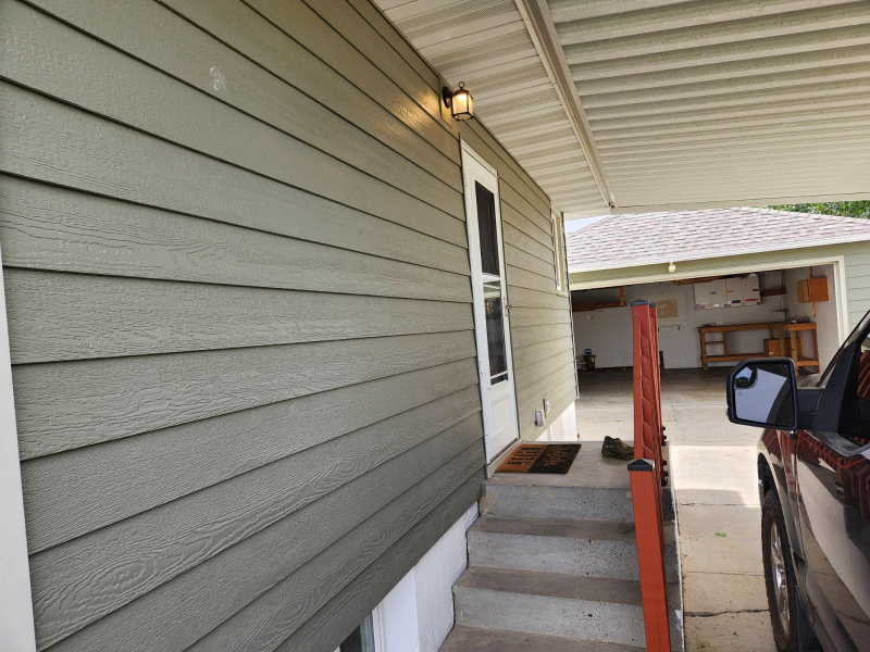 1806 Alderson Ave - Photo 2 of 20