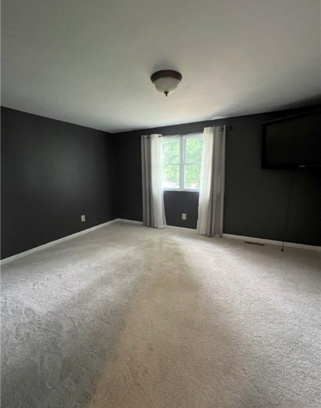 8499 Fathom Dr - Photo 7 of 10