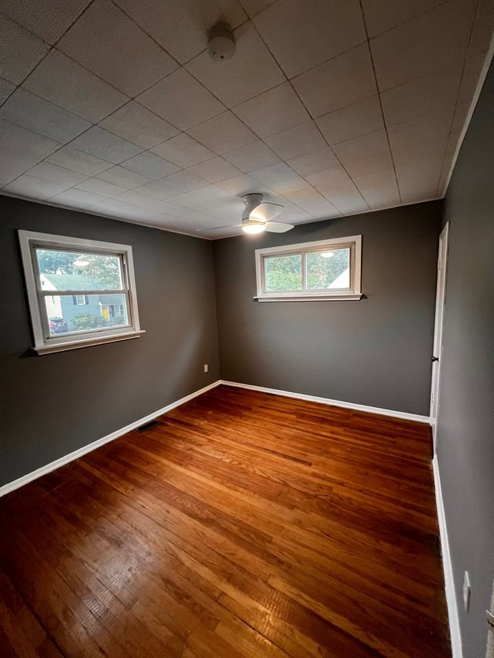 736 Cedar Dr - Photo 6 of 12