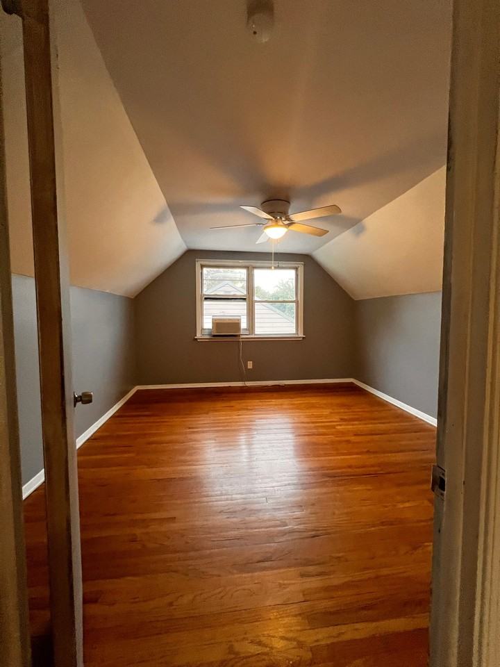 736 Cedar Dr - Photo 7 of 12