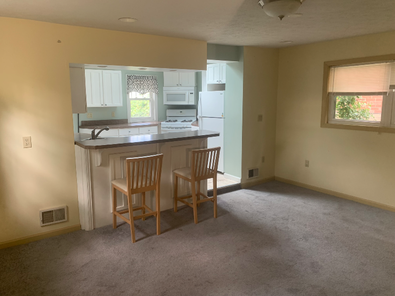 517 Ogden Ave - Photo 3 of 12